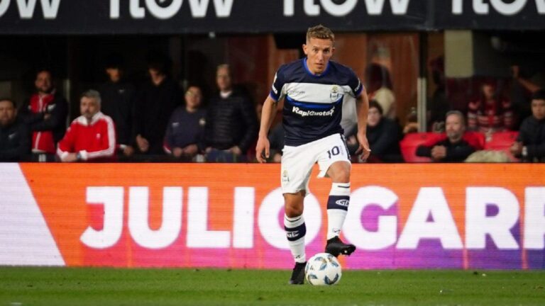 Pablo De Blasis analizó el Clásico ante Estudiantes