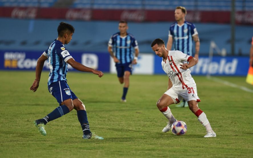 Pablo Piatti en el último amistoso de Estudiantes en Uruguay.
