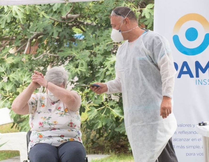 pami-vacunacion-residenciajpg