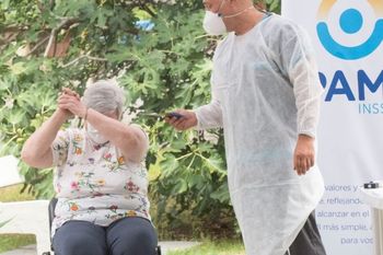 PAMI cuenta con cinco residencias de larga estadía.  PAMI cuenta con cinco residencias de larga estadía.