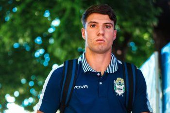 Manuel Panaro, el juvenil que llegó como apuesta desde Qatar, con chances de debutar desde el arranque en Gimnasia. 