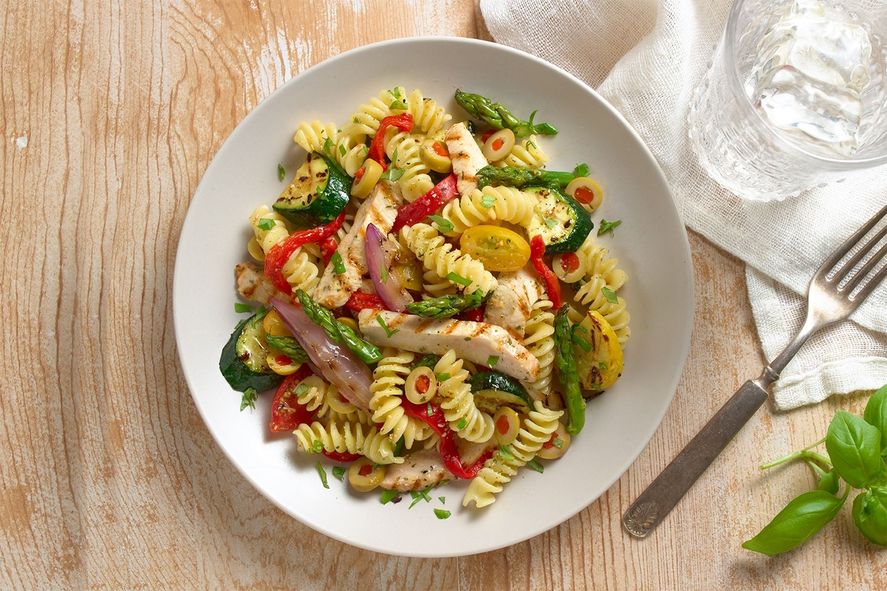 La pasta es un plato más que popular en todo el mundo, sin embargo hay dos versiones sobre cuál es el origen de esta comida.