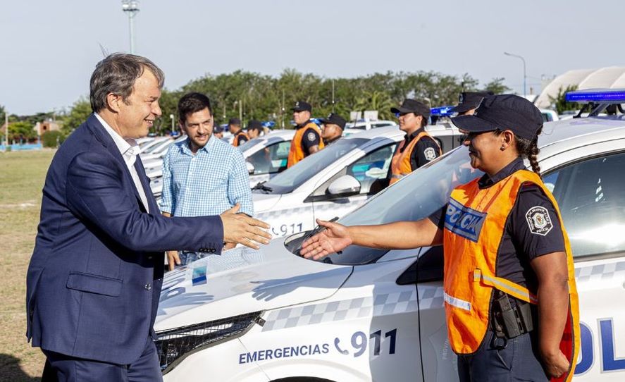 Almirante Brown abrió la convocatoria para vecinos que quieran ser conductores de móviles de la Policía de la provincia de Buenos Aires.