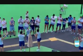 El reconocimiento de la delegación Argentina a Paula Pareto tras su participación en los Juegos Olímpicos de Tokio 2020