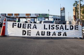 El titular de AUBASA le abre un álgido conflicto sindical a Axel Kicillof