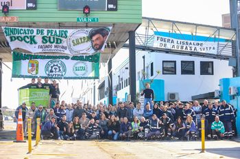Nuevamente los peajes de AUBASA amanecieron con las barreras levantadas