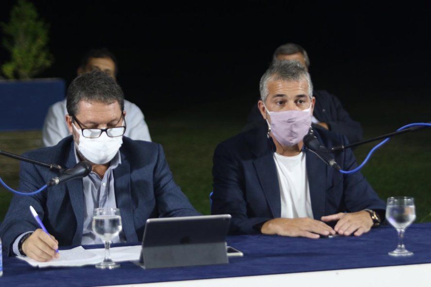 Gabriel Pellegrino presidiendo la Asamblea de Gimnasia