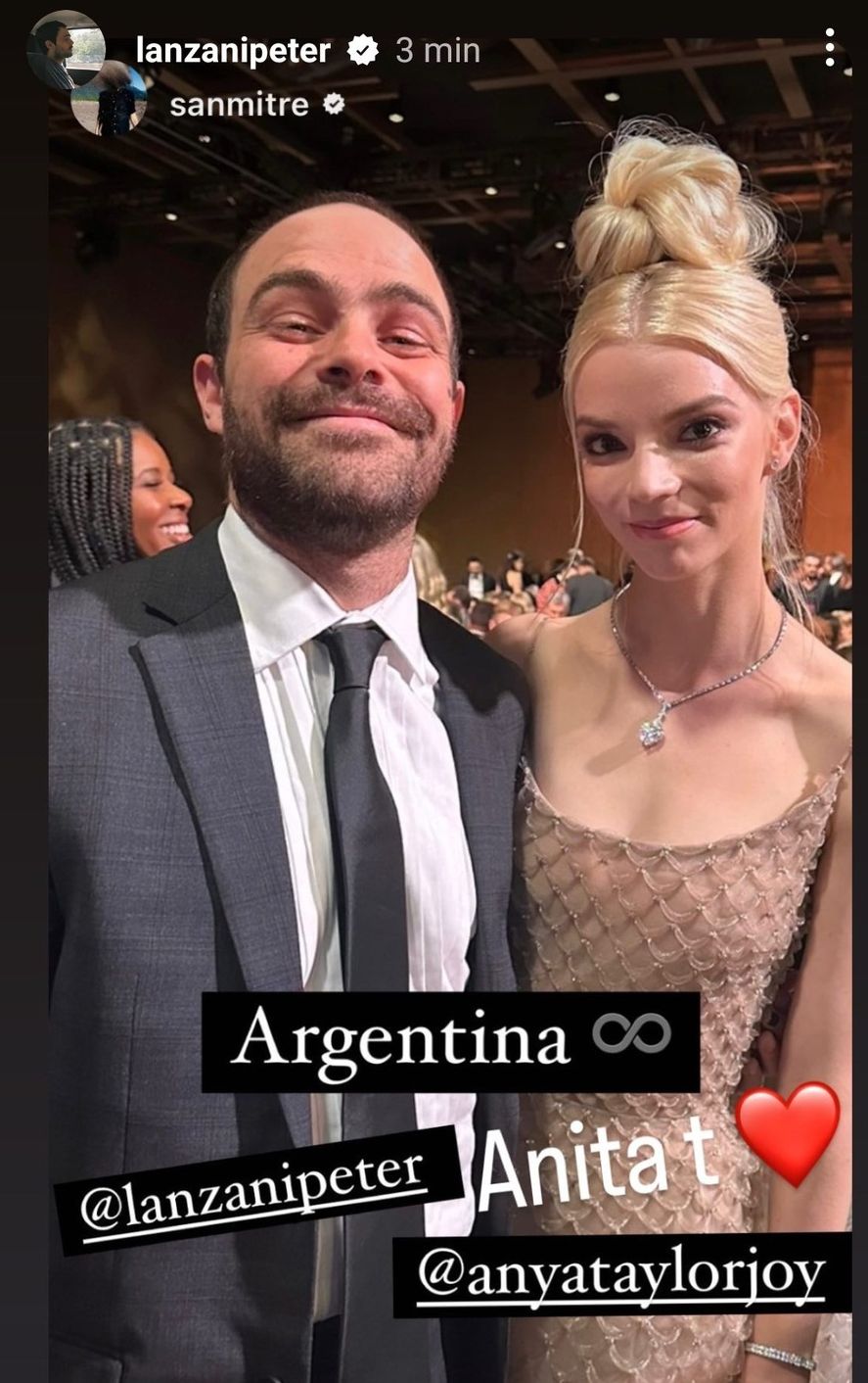 Peter Lanzani y Anya Taylor-Joy en la ceremonia de los Critics' Choice Movie Awards 2023.