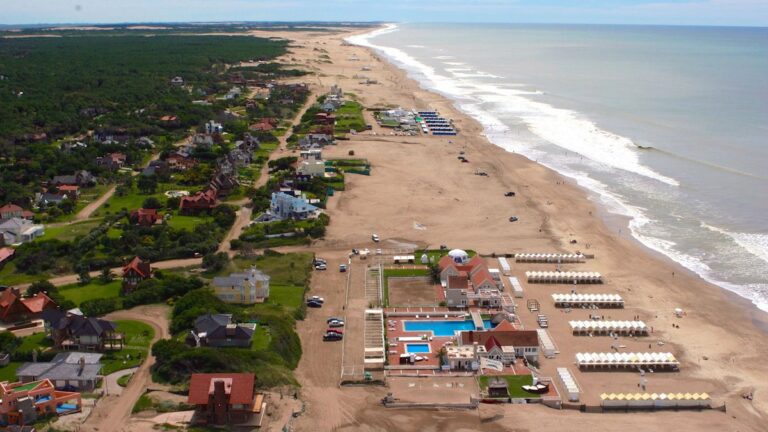 Pedro Marinovich, Presidente de la Asociación Hotelera y Gastronómica de Pinamar: “El previaje es la única ayuda real que el sector ha recibido”