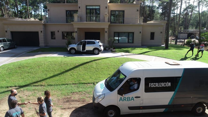 Pinamar y Cariló: Arba detectó más de 100 casas de lujo declaradas como baldíos