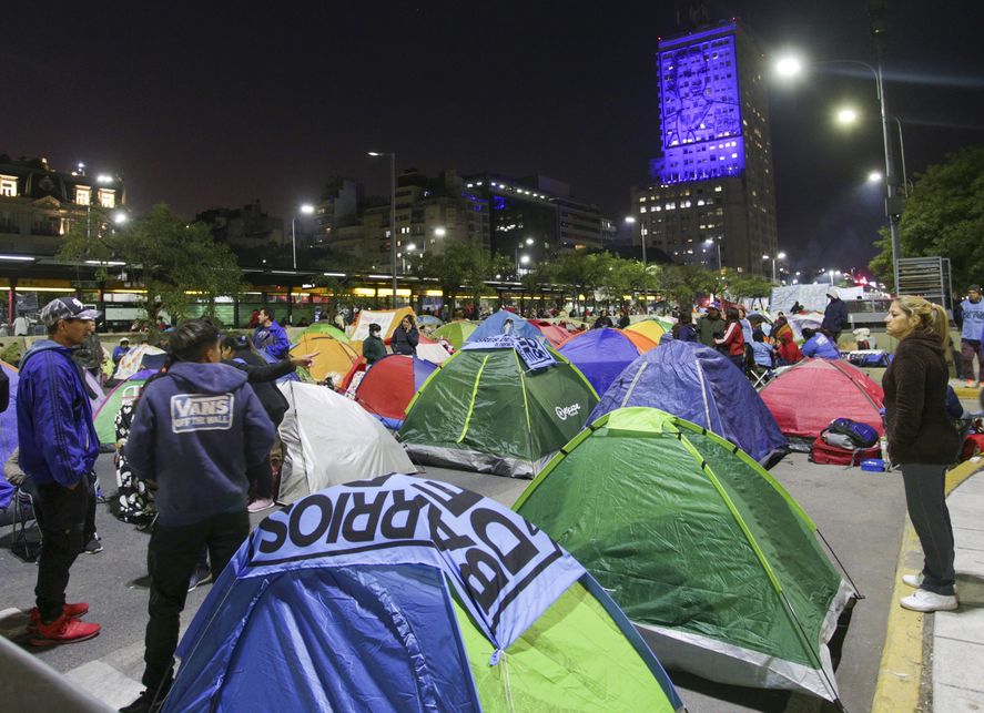 Planes sociales: Una trama de disputas en medio del barro judicial Planes sociales: Una trama de disputas en medio del barro judicial