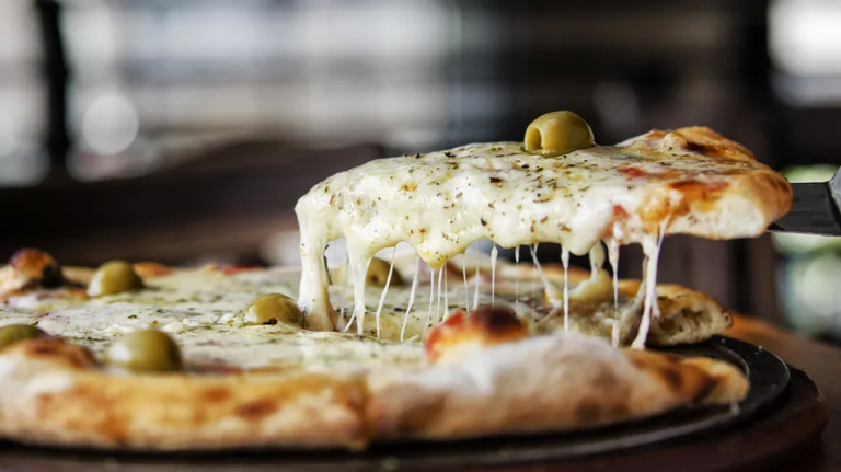 Llega la Noche de la Pizza y la Empanada 2023: cuándo y cómo será