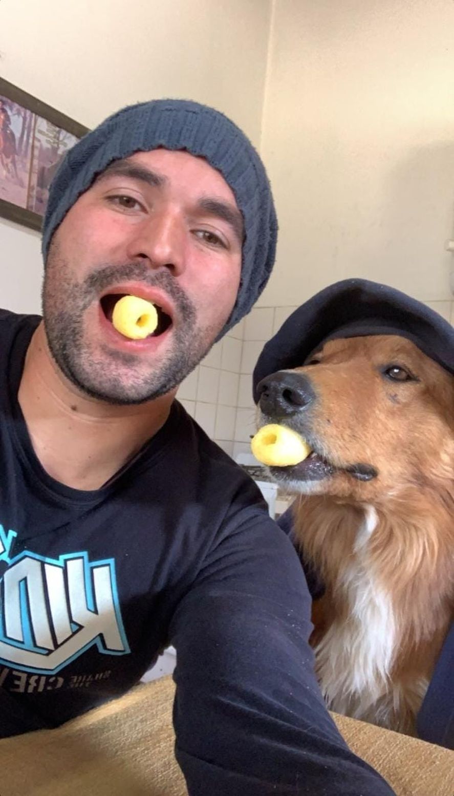 "Preguntale" se convirtió en un perro famoso en Tik Tok y hoy cosecha miles de seguidores. 