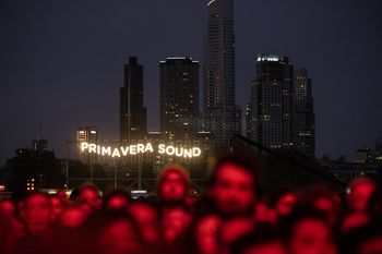 Con Streaming en vivo, la primera fecha del Primavera Sound contó con shows de Jack White, Pixies, Cat Power, y Las Ligas Menores.