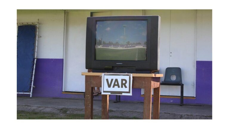Primera Nacional: Sacachispas presentó su propio VAR