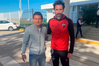 El Pulga está en Santa Fe con autorización de Gimnasia (crédito: @quiquecruz)