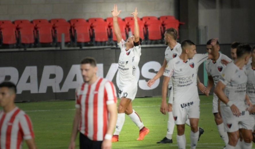 El último partido de Estudiantes con Ariel Penel tuvo a Luis Rodríguez como figura.