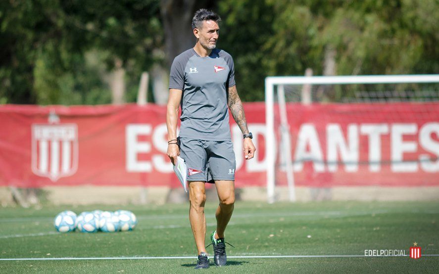 Pablo Quatrocchi dejó de ser el técnico de la Reserva de Estudiantes