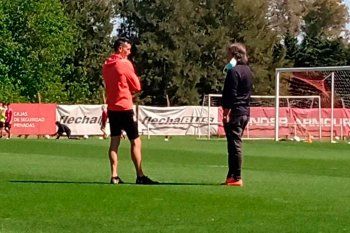 Zielinski y Quatrocchi, antes de la prática de Estudiantes en City Bell.