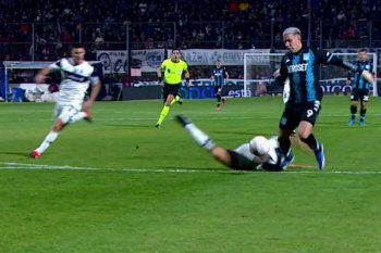 Polémica en Gimnasia vs. Racing por el Torneo de la Liga Profesional ante la caída de Enzo Copetti y la ausencia del VAR
