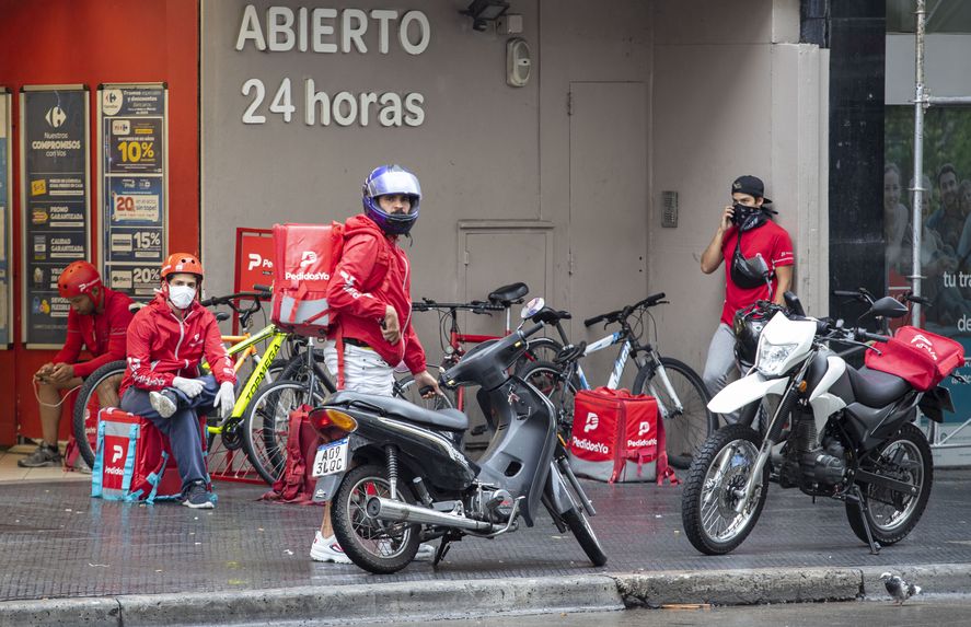 Sergio Massa puso en marcha un seguro gratuito para trabajadores de delivery Sergio Massa puso en marcha un seguro gratuito para trabajadores de delivery