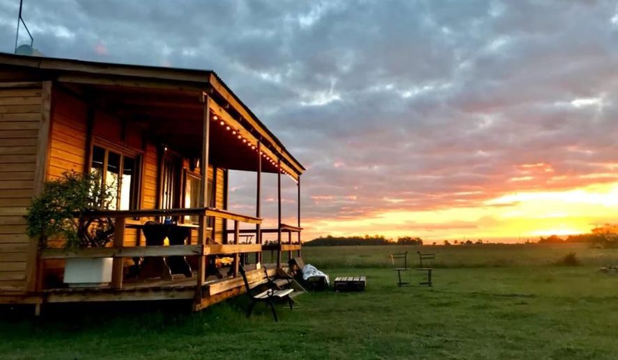 Refugio El Vergel, una cabaña destinada al hospedaje y ecoturismo rural en el paraje Gándara, en Chascomús.