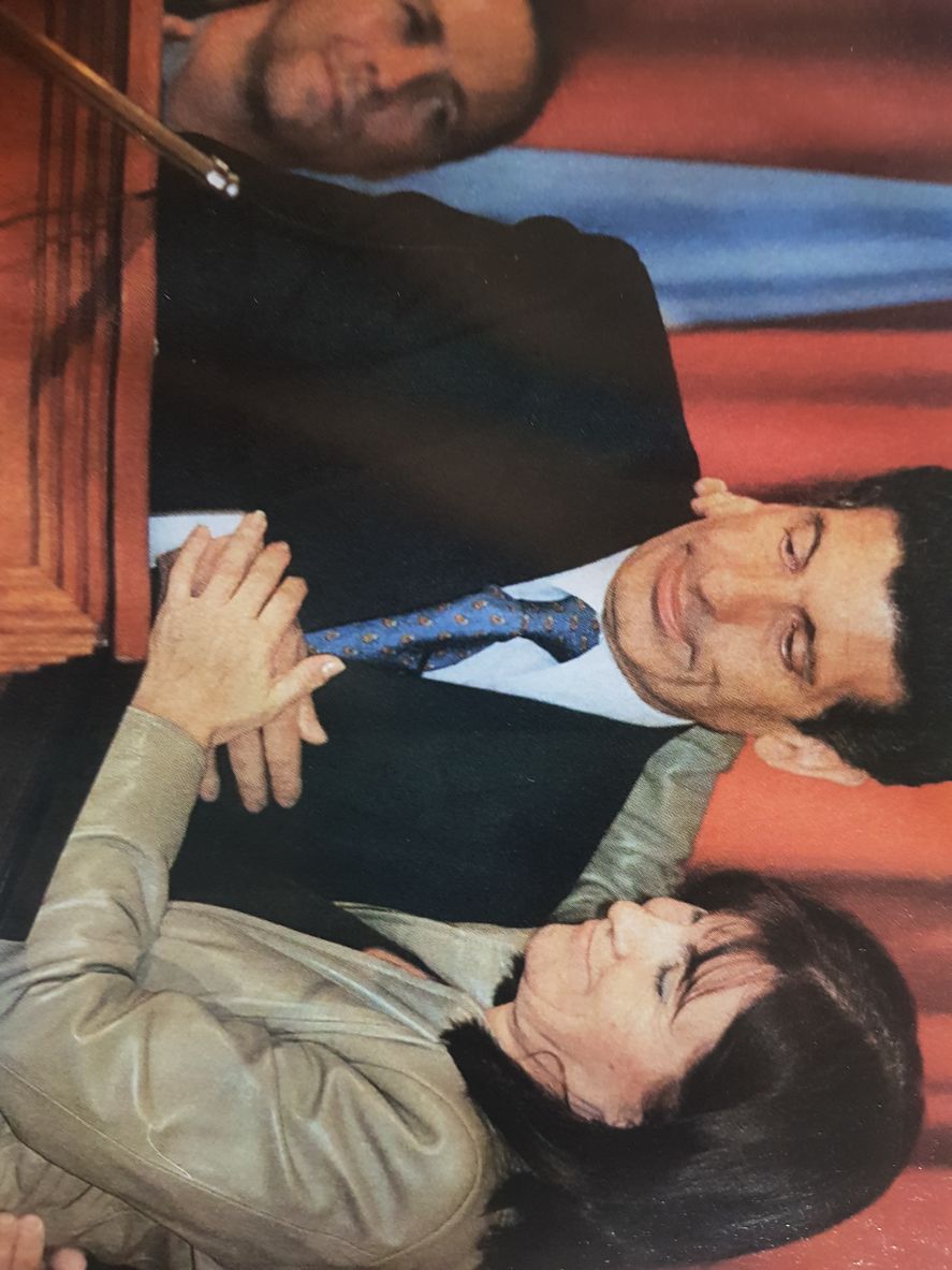 Renuncia del vicepresidente Carlos "Cacho" Álvarez. Fuente AP