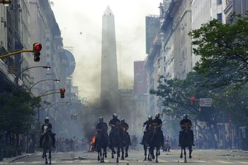 ¿Cuántos muertos hubo en la crisis del 2001? 