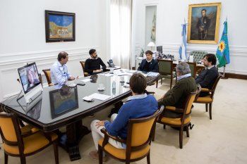 Kicillof se reúne con intendentes para repasar la situación epidemiológica