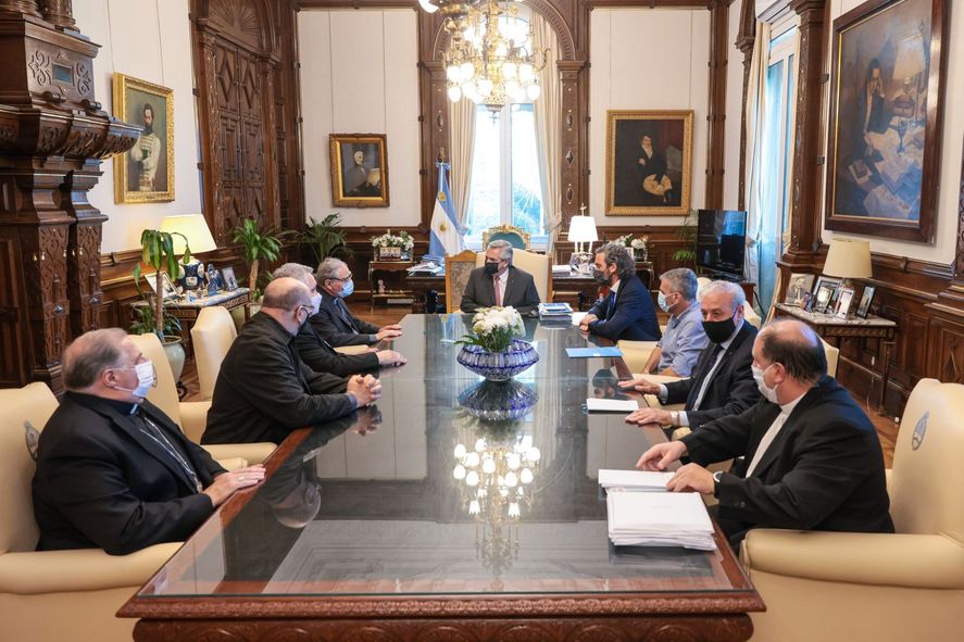 Reunión entre el Gobierno nacional y la comisión ejecutiva de la Conferencia Episcopal Argentina