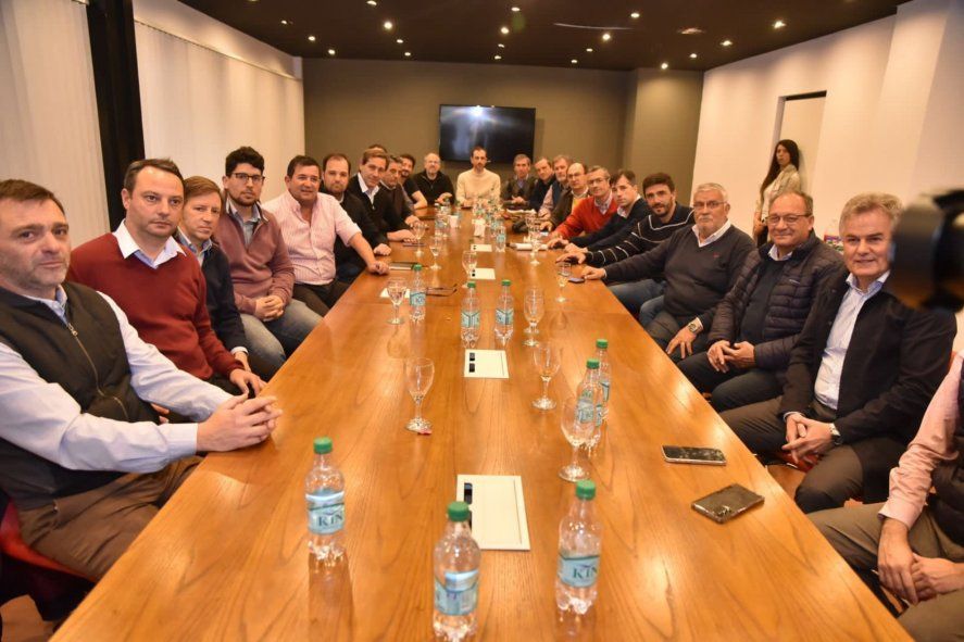 Intendentes de JxC quieren que Axel Kicillof les pague las deudas antes de aprobar la Ley de endeudamiento