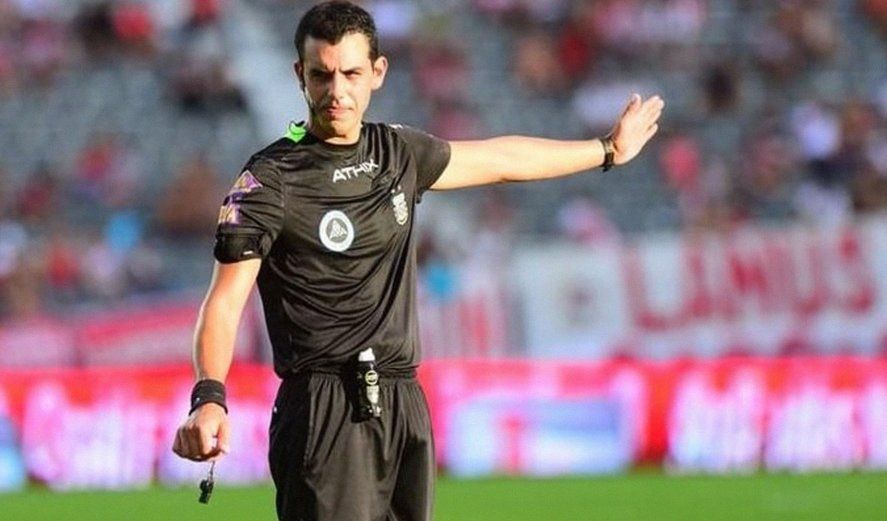En los cinco partidos que dirigió a Estudiantes Rey Hilfer cobró cinco penales, tres a favor y dos en contra.