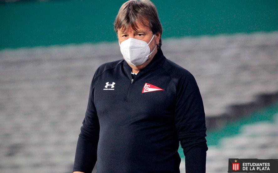 Ricardo Zielinski, entrenador de Estudiantes
