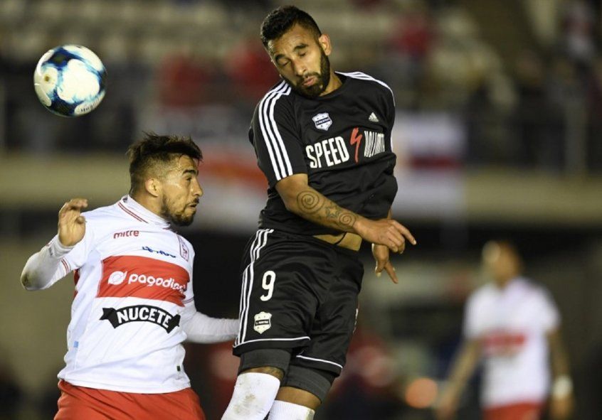 Deportivo Riestra tuvo un meteórico y polémico ascenso de la D a Primera en 11 años.