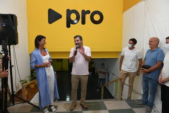 Cristian Ritondo, desde el nuevo local del PRO en Villa Gesell.