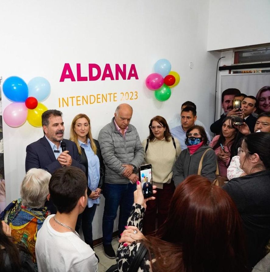 Néstor Grindetti en Merlo, para bancar la candidatura a gobernador de Cristian Ritondo.