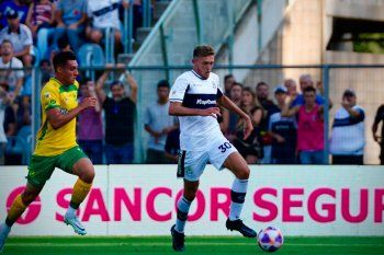 Gimnasia se asegura sus goles.