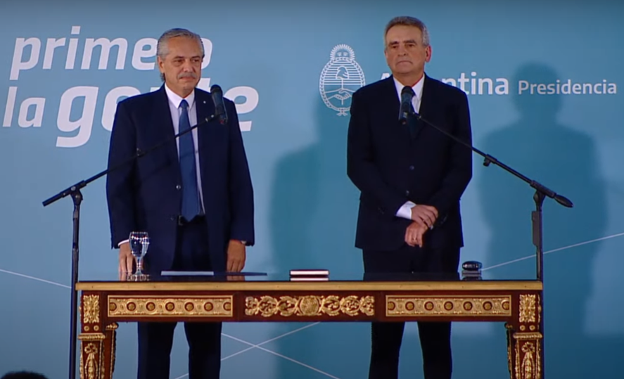 El jefe de Gabinete se presentará ante la Cámara de Diputados como indica la Constitución a solo un mes de haber asumido el cargo.