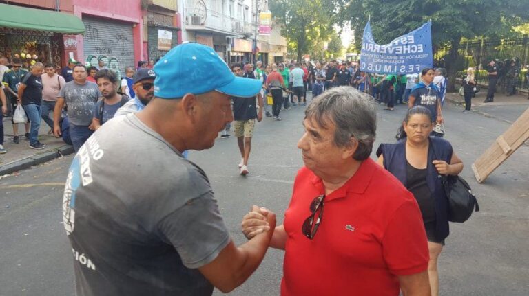 Legislatura: Tras los incidentes el oficialismo recibió a los municipales