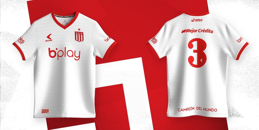 La camiseta suplente, inspirada en la de 1983.