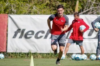 Ruiz Martínez jugó y convirtió para los suplentes.