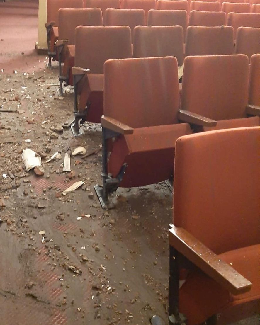 El cine tuvo que suspender sus funciones hasta nuevo aviso (Foto: Facebook Cine Teatro Español)