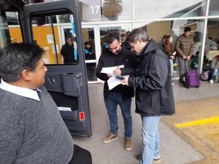 Sancionaron al 23% de los micros inspeccionados en terminales de la provincia
