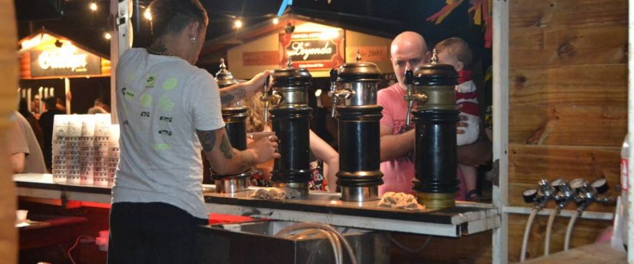 Buscan regular el funcionamiento de los food trucks en la Provincia