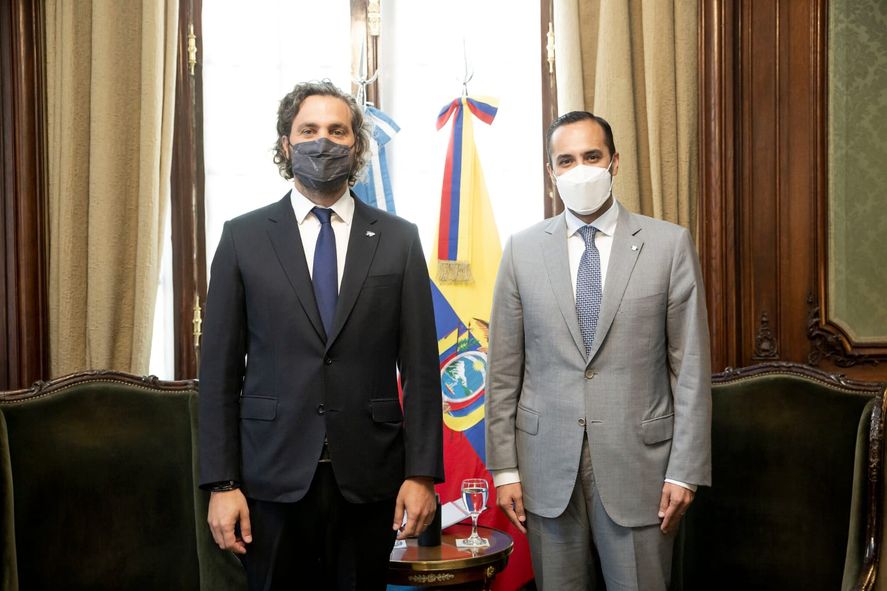 Santiago Cafiero y el ministro de Relaciones Exteriores y Movilidad Humana de Ecuador, Juan Carlos Holguín