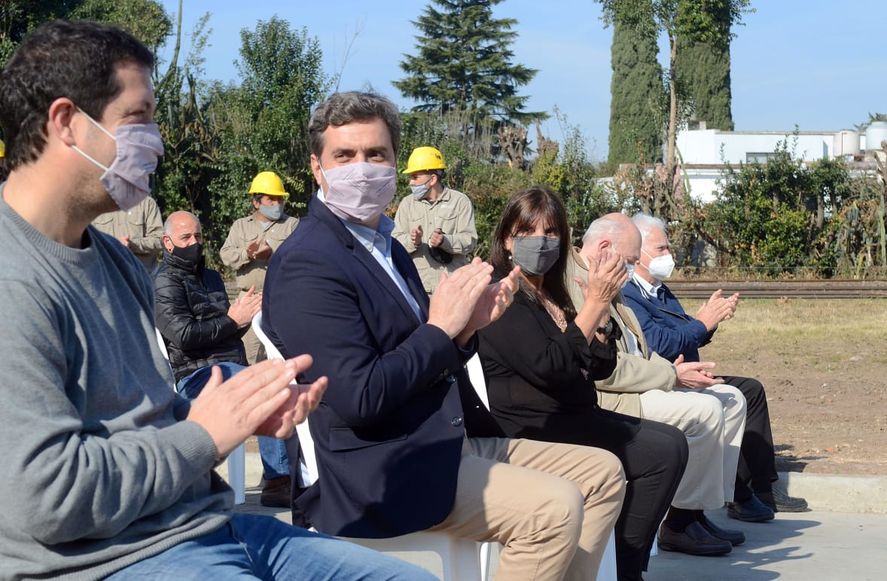 Santiago Révora, junto a Teresa García y Wado de Pedro en una recorrida por Luján. ¿Asumirá el ministerio de Gobierno?