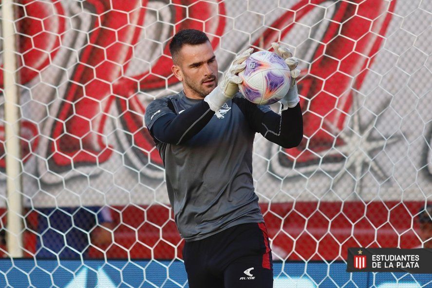 Daniel Sappa, arquero titular en Estudiantes, reemplaza a Mariano Andújar por decisión de Abel Balbo: Foto Estudiantes