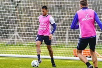 Rodrigo Saravia en el entrenamiento de Gimnasia