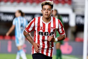 Darío Sarmiento en uno de los 22 partidos que jugó en Estudiantes