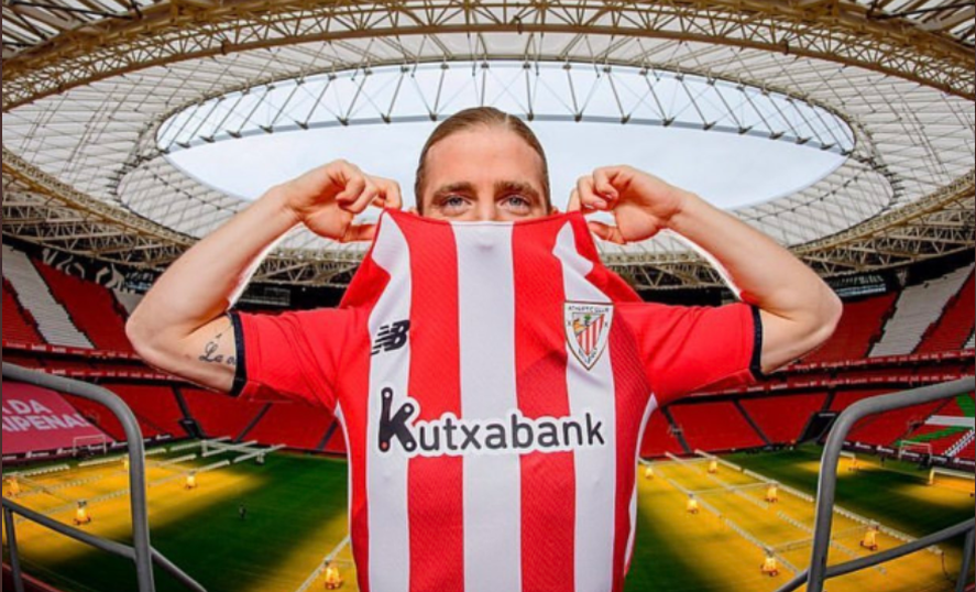 Iker Muniain, el jugador vasco que se disfrazó para ver la final de la Libertadores en Madrid entre River y Boca.